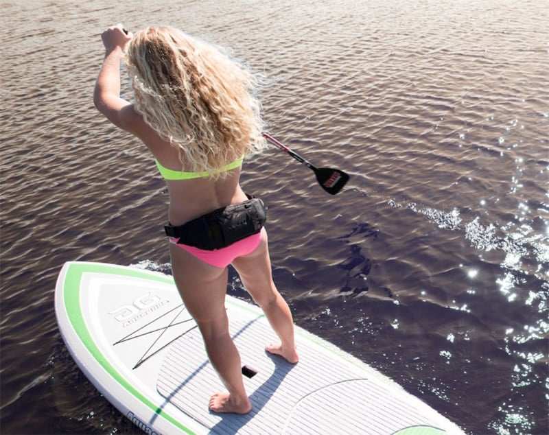How to turn a paddleboard