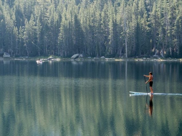 5 Must-Visit Locations for Paddleboarding