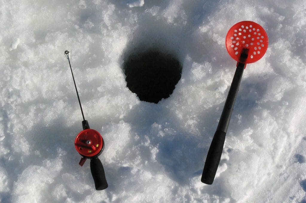 Guide To Choosing An Ice Fishing Rod