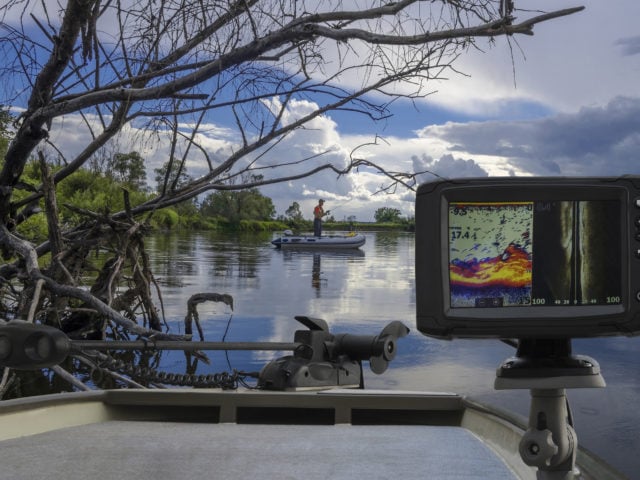 How to Read a Fishfinder
