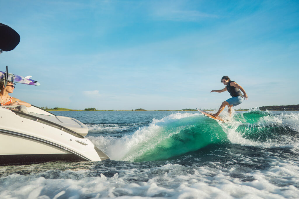 Everything You Need to Know about Wakesurfing for Beginners Overton's