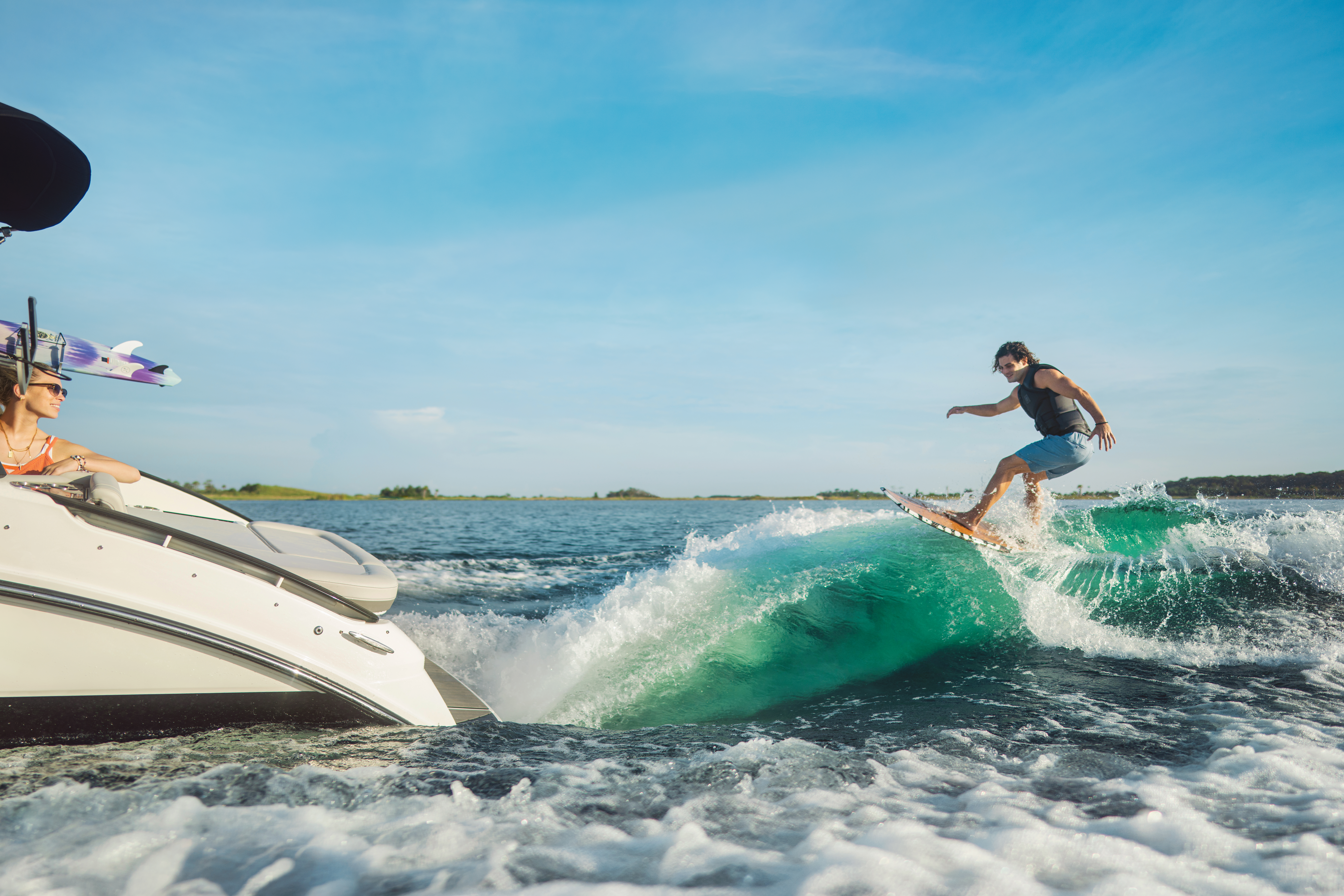 everything-you-need-to-know-about-wakesurfing-for-beginners-8-2023